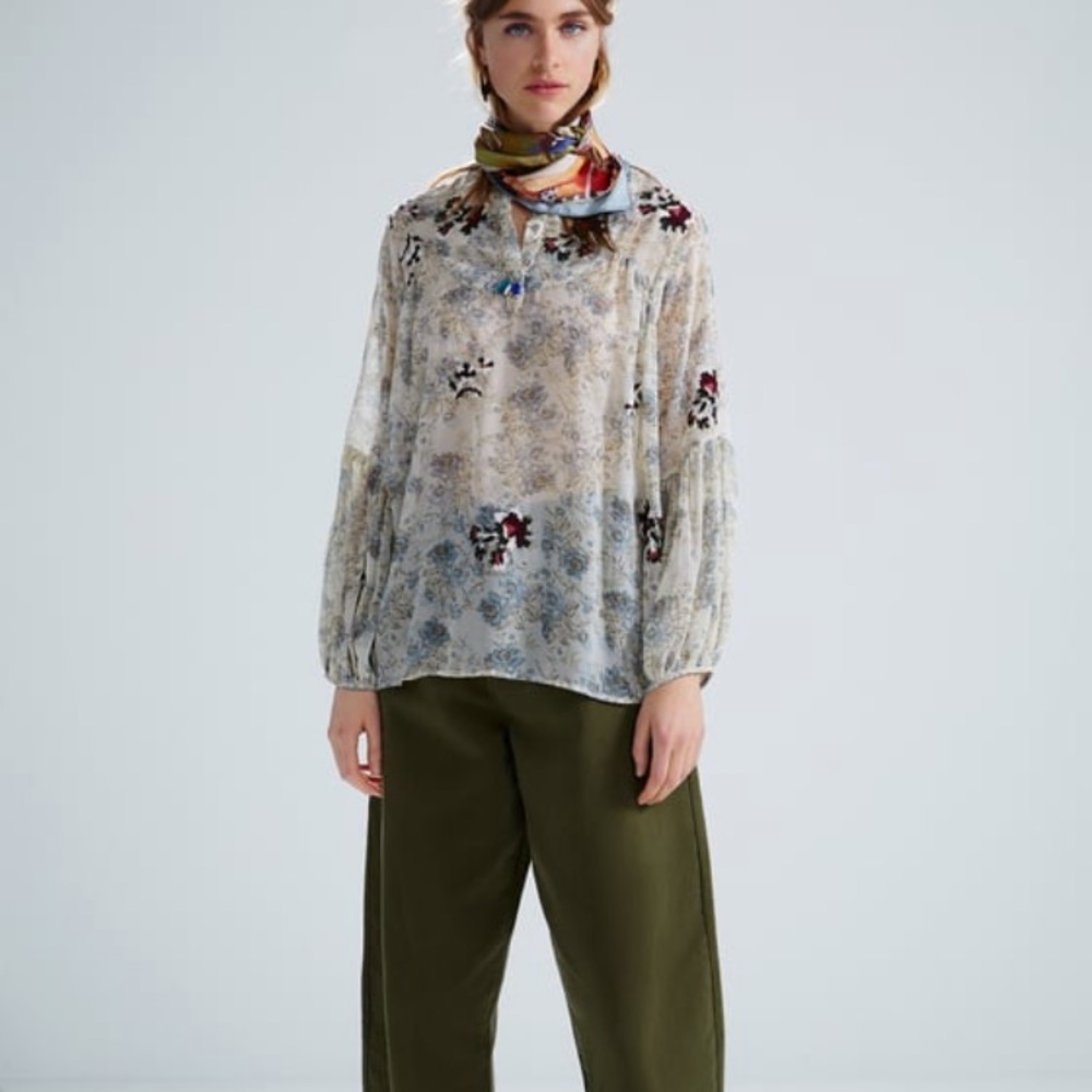 Brand NWT Zara Embroidered Print Blouse